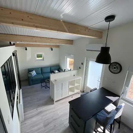 Des Lacs Апартаменты *